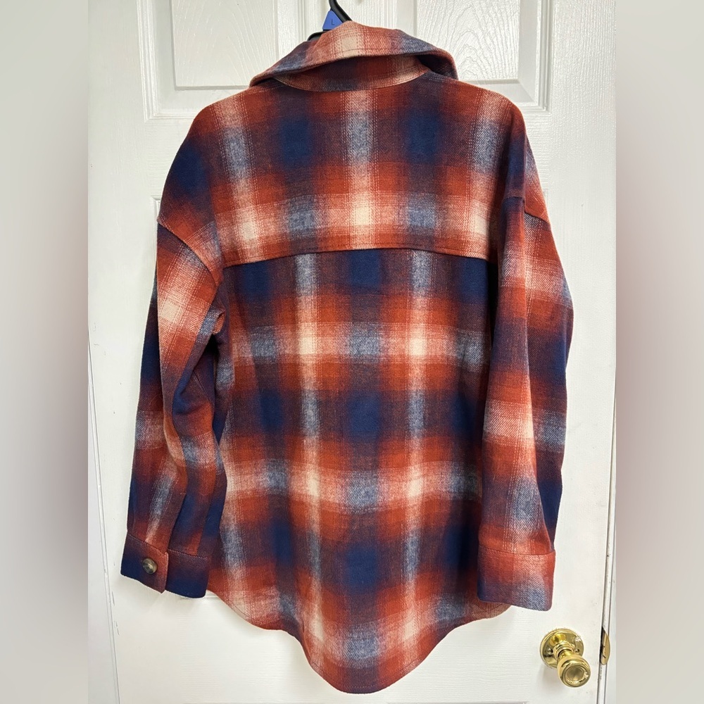 a.n.a Rust & Navy Plaid Shacket Button Front Women’s Size Large - Picture 6 of 9